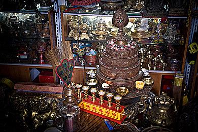 日本一新作预告网站更新 女主人公登场 增加可调查物品